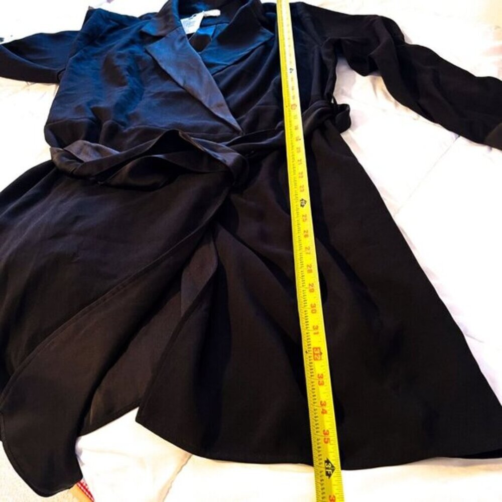 UnTuckIt Satin Black Wrap Agnes Dress Business Career Corporate Modern Large NWT - Picture 10 of 16